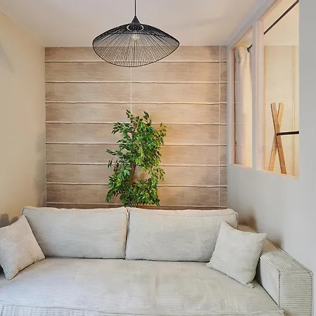 公寓 Centrer Of By Prestige *